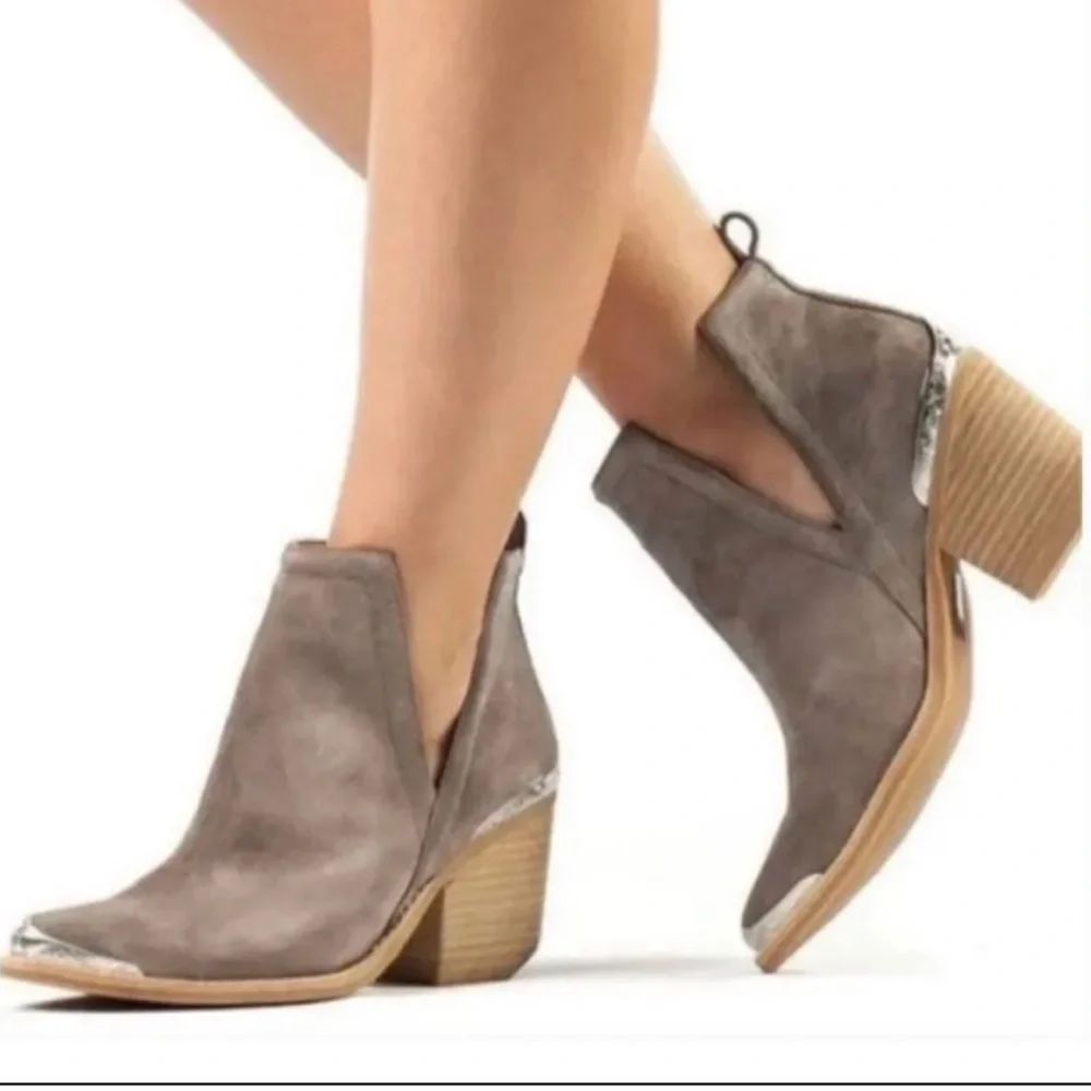 Jeffrey Campbell Cromwell Taupe Suede Western Ankle Boots Women's Size 7 Booties